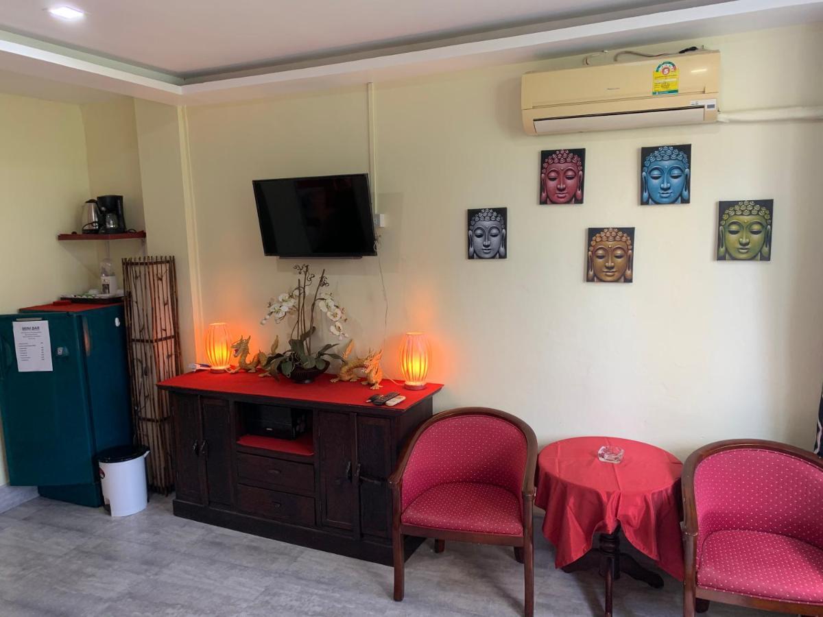 Fong Kaew And Baan Nang Fa Guesthouse Patong Extérieur photo