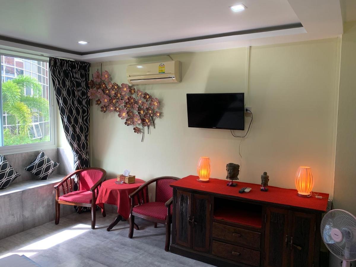 Fong Kaew And Baan Nang Fa Guesthouse Patong Extérieur photo